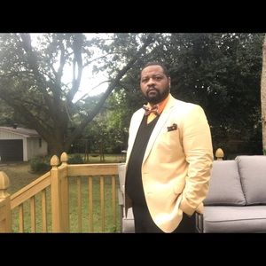 Meet your Posher, Lee